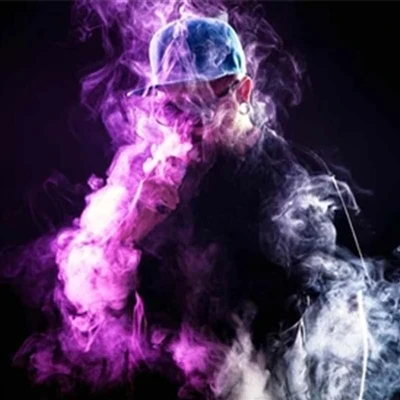 Miért szívnak e-cigarettát a tinédzserek?