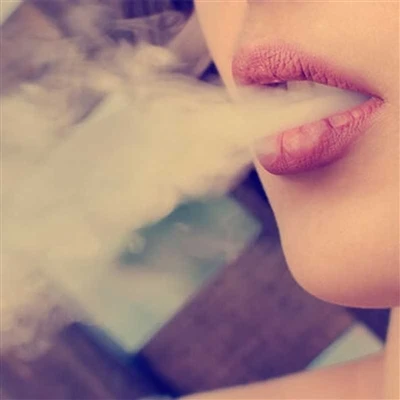 Mennyibe kerül egy eldobható e-cigaretta?